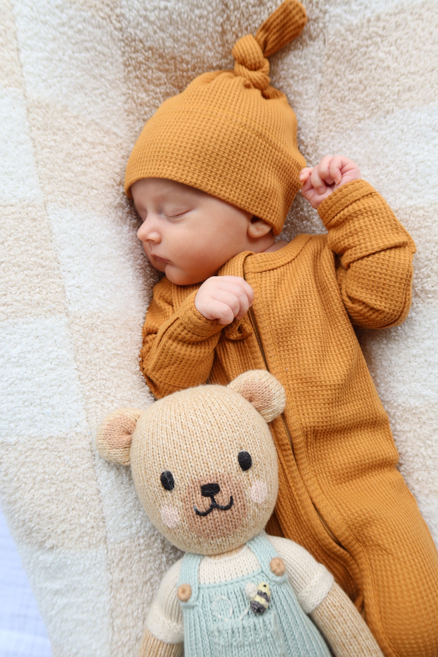 Organic Cotton Waffle Knit Bow + Hat